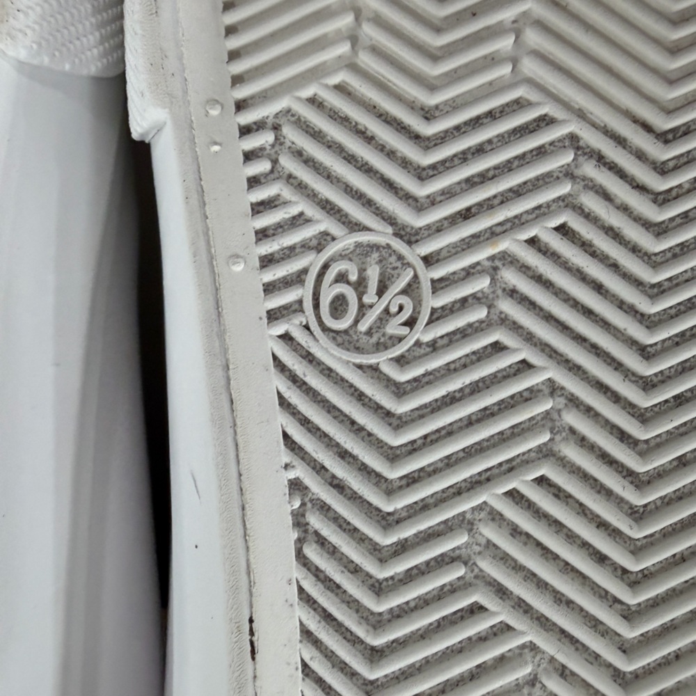 Disney White and Black Kids Sneakers - Picture 12 of 14